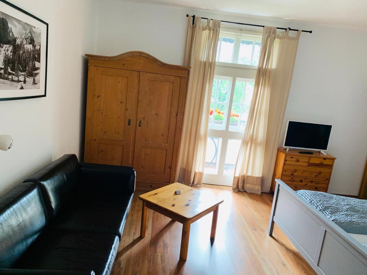 Gaestehaus Hohe Tannen Garmisch-Partenkirchen Exteriör bild